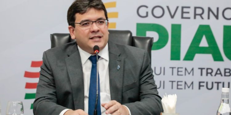 REVISTA VEJA: Rafael Fonteles é o governador mais bem avaliado do Brasil