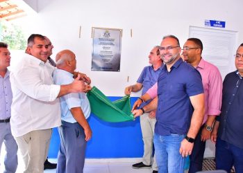 126 anos: Prefeitura de Floriano entrega escola Novo Papa Pombo reformada