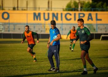 Altos vai tentar feito inédito contra o CSA neste sábado (3): vencer 3 jogos seguidos na Série C
