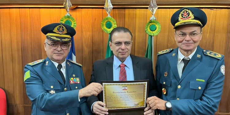 Assembleia Legislativa homenageia os 79 anos do Corpo de Bombeiros do Piauí