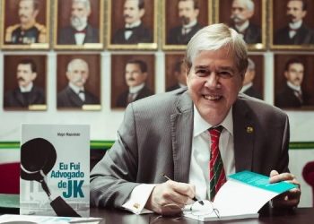 Ex-governador Hugo Napoleão ministrará palestra em Brasília sobre JK, dia 10