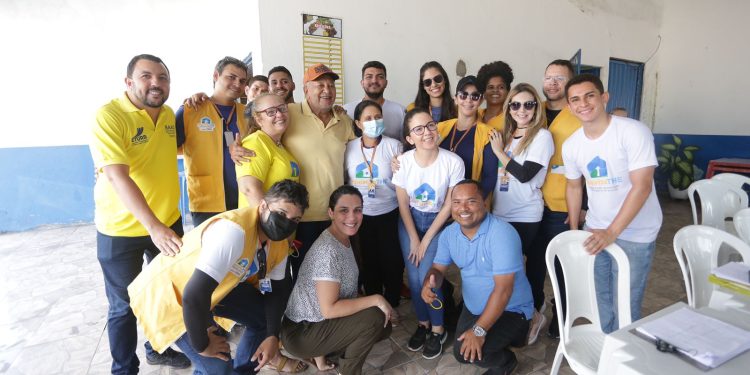 Moradores do Residencial Betinho estão animados para receber o registro de seus imóveis neste domingo (9)