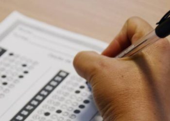 Concursos públicos têm mais de 10 mil vagas e salários de até R$ 34 mil