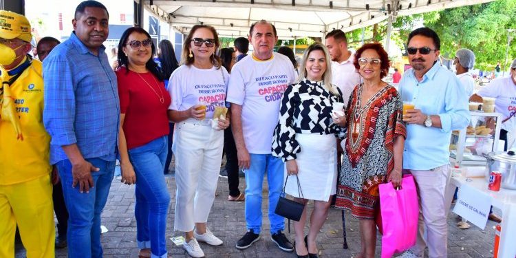Assistência Social comemora os 126 anos de Floriano levando serviços à população