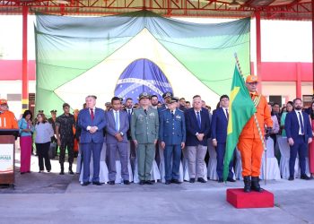Corpo de Bombeiros Militar realiza solenidade alusiva aos 79 anos da corporação