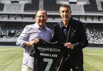 Técnico Bruno Lage chega ao Rio e é apresentado pelo Botafogo