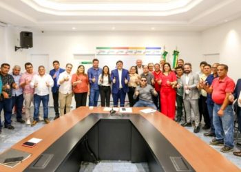 Governador recebe lideranças de Altos e Miguel Alves para estabelecer ações prioritárias em cada município