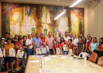 Moradores da zona Sudeste se reúnem com o prefeito Dr. Pessoa no Palácio da Cidade