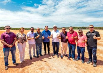 Governador Rafael Fonteles visita obras de construção do aeroporto de Barra Grande