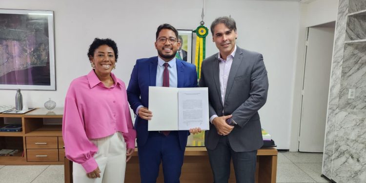 ADH firma contrato com a Construtora Macêdo Fortes que possibilita novos empreendimentos na modelagem de PPP
