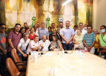 Prefeito Dr. Pessoa anuncia reforma da UBS do Mafrense em reunião com moradores