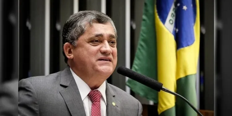 Líder de Lula na Câmara diz que entrada do Centrão no governo está “consolidada”