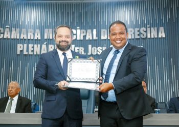 Câmara Municipal de Teresina realiza entrega da Medalha do Mérito Legislativo