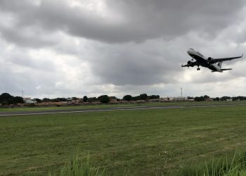 Aeroporto de Teresina alerta para os riscos de queimadas nas proximidades