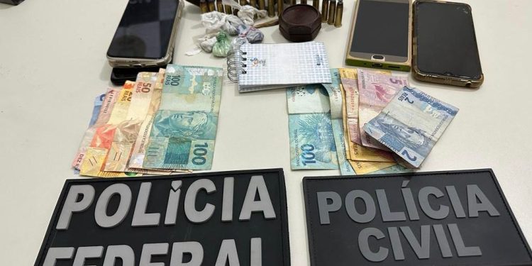 Polícia Federal combate tráfico de drogas na cidade de Floriano