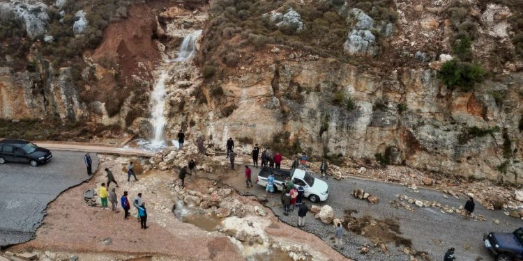 Autoridades confirmam mais de 5,3 mil mortes após inundações na Líbia