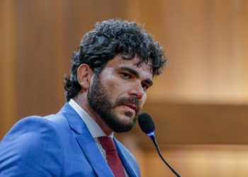 Dr. Marcus Vinícius requer implantação do serviço de oncologia em Floriano