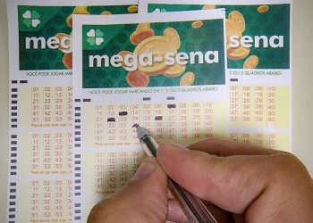 Mega-Sena acumula e prêmio vai a R$ 90 milhões para sábado (28)