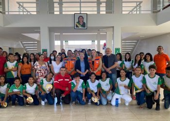 Secretaria da Defesa Civil lança programa piloto em escola de Piripiri