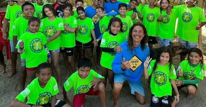 Jovens têm a vida transformada pelo kitesurf em Barra Grande no Piauí