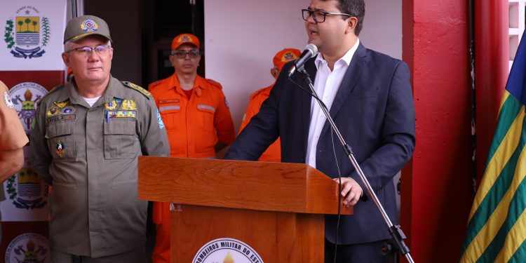 Secretaria de Segurança realiza a entrega de novos equipamentos para o Corpo de Bombeiros
