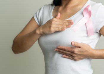 OUTUBRO ROSA: A prevenção do câncer de mama deve acontecer diariamente