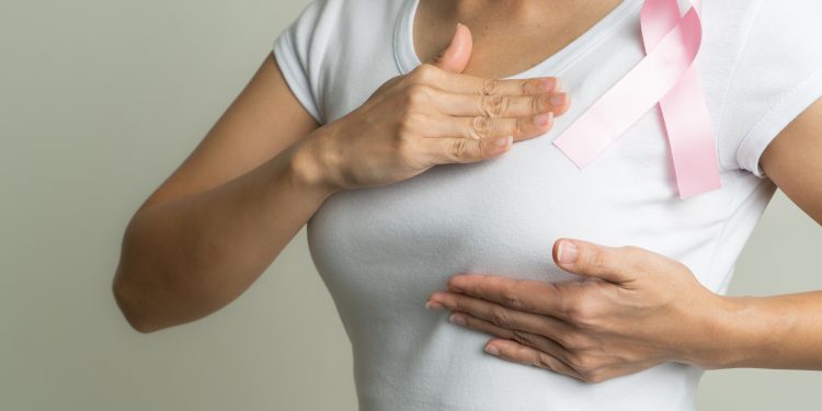 OUTUBRO ROSA: A prevenção do câncer de mama deve acontecer diariamente