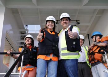 Rafael Fonteles inaugura revitalização do Porto dos Tatus em Ilha Grande e fiscaliza obras do Porto de Luís Correia