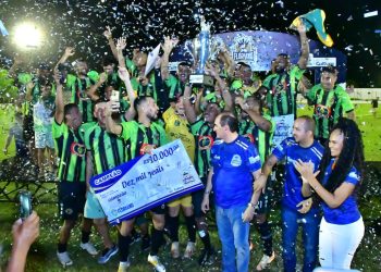 COPA FLORIANO: Prefeito Antônio Reis parabeniza finalistas.