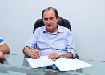 Prefeitura de Floriano decreta férias coletivas para todos os servidores do município