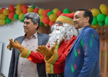 Correios e Semec levam a magia do Natal para alunos da Rede Municipal de Teresina
