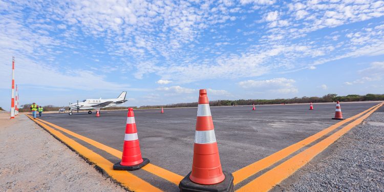 Governador inaugura aeroporto de Barra Grande e destaca o potencial turístico da região
