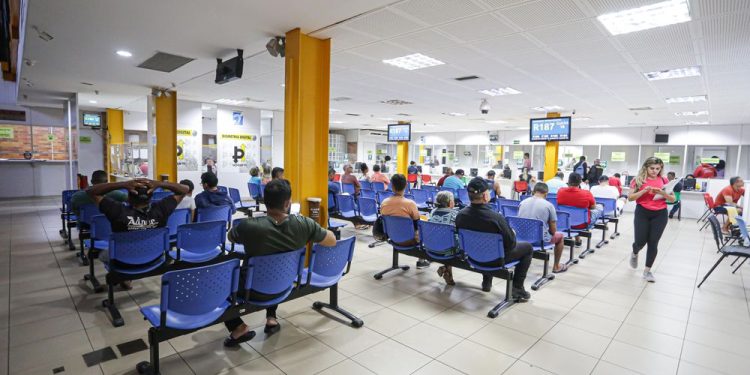 Detran torna obrigatório uso de máscara dentro das unidades de atendimento a partir de segunda (15)