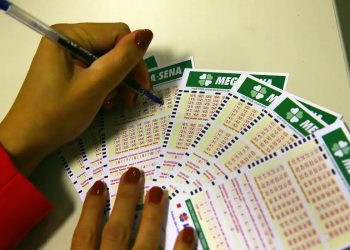 Mega-Sena acumula mais uma vez e pagará R$ 31 milhões sábado (20)