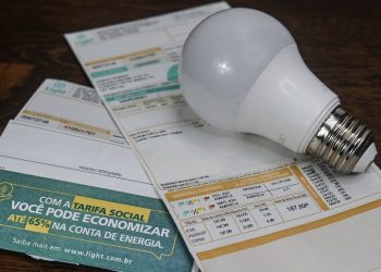 Aneel: conta de luz dos brasileiros deve subir 5,6% em média em 2024