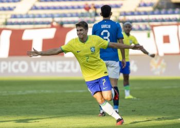 Brasil vira sobre o Equador e avança no Pré-olímpico de Futebol
