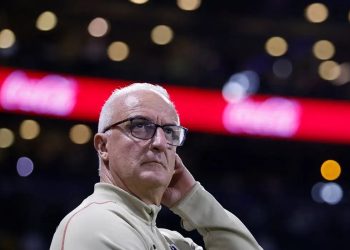 Técnico Dorival Jr deixa o São Paulo para assumir seleção brasileira