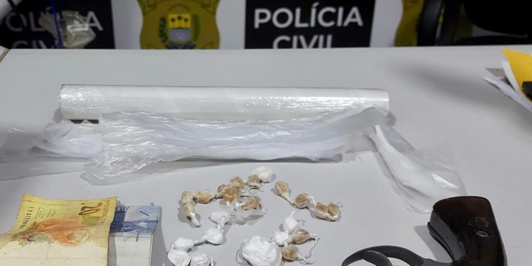 Polícia Civil cumpre mandados e faz prisão em flagrante no sul do estado