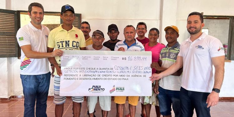 Piscicultores de Miguel Alves recebem mais de R$ 86 mil da Piauí Fomento