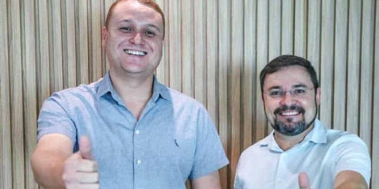 Fábio Novo e Venâncio Cardoso visitam conclusão de obra de pavimentação asfáltica na Primavera