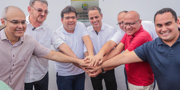 Rafael Fonteles inaugura obras e anuncia novos investimentos em Elesbão Veloso