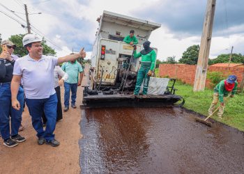 Governador visita a recuperação de 24 km da PI-469 em Lagoa do Sítio