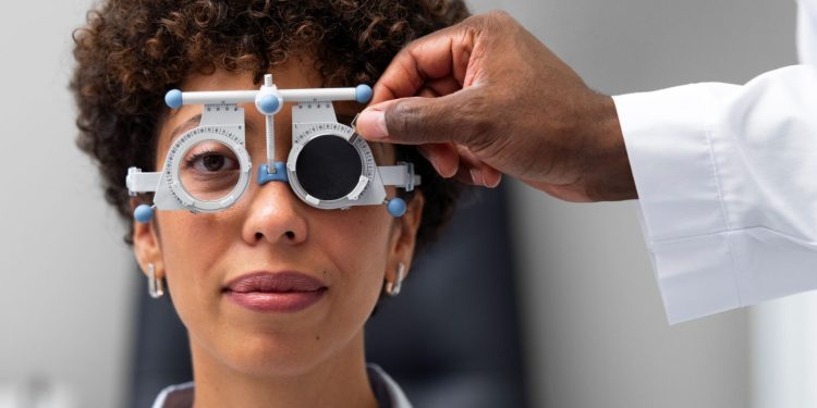 Retinopatia hipertensiva: pressão arterial alta também pode prejudicar saúde ocular