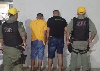 BPRE prende dupla suspeita de assaltos durante blitz em Teresina