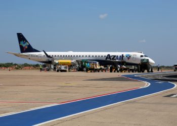 Aeroporto de Teresina alerta população sobre riscos de descarte de lixo para a aviação