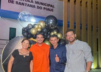 Deputado Dr. Thales Coelho prestigia o aniversario de Santana do Piauí