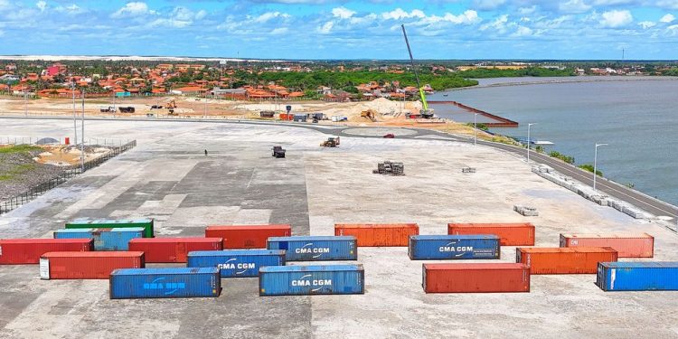 Nova etapa da obra de urbanização do Porto Piauí será entregue nos próximos meses