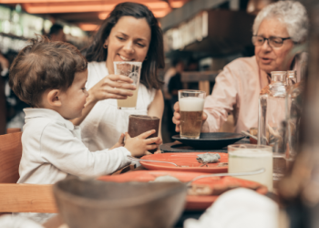 Dia das Mães: bares e restaurantes se animam com expectativa de alta no movimento