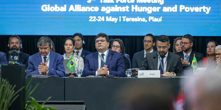 G20 reúne 27 países, abre com minuto de silêncio para a tragédia do RS e tem discurso de Janja