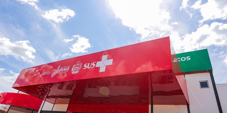 Governador entrega Novo Hospital de Picos que vai atender mais de 600 mil pessoas da macrorregião